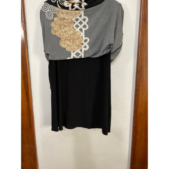 Eva Varro V-Neck Cold Shoulder Tunic Top Floral Size Medium Celtic Knots Stretch - Picture 4 of 5